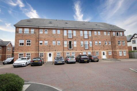 Sandringham Court