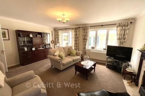 Lounge 1