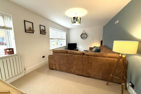 6 st ben lounge 5 - Copy.jpeg