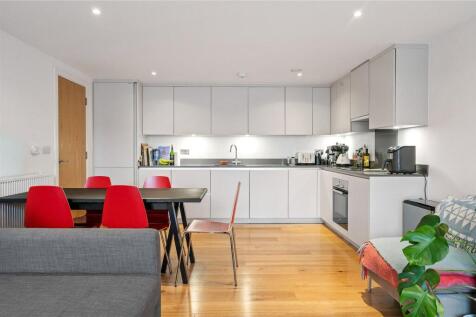 Reception/Kitchen