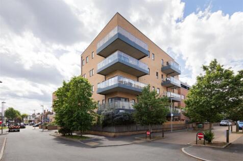 Thornbury Way, E17