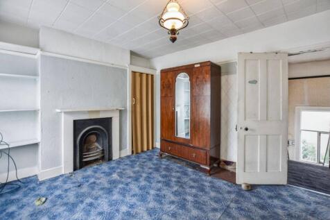 18 Ronver Road, London, SE12 0NJ