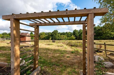 Leper House-external-06.jpg