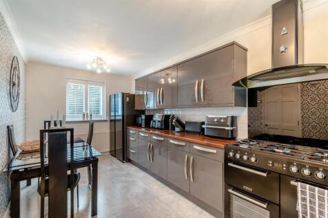 8699028-interior02.jpg