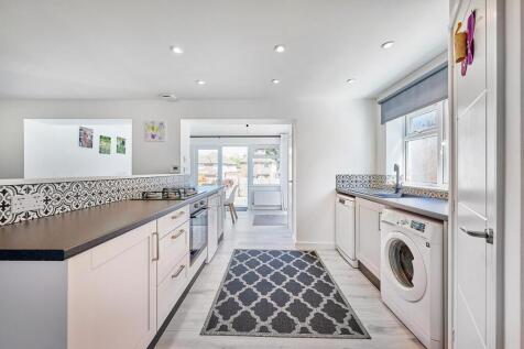 Large Open Plan Living Area