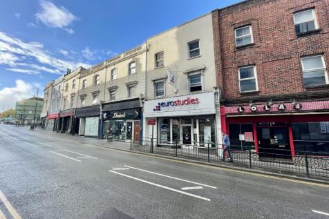 2 Bedroom Flat in BH2 5RT