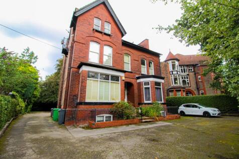 Well-presented one bedroom fully furnished ground floor apartment situated in a small period conversion. The property comprises a spacious light lounge with original features and a large double bedroo