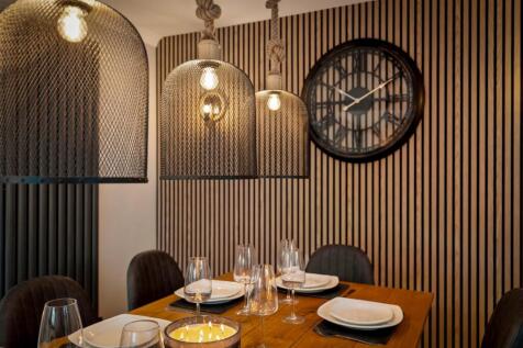 4 Bevlin Hall Saundersfoot -   Final Edits_-24.jpg