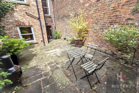 Courtyard Garden