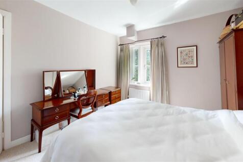 Holme-Farm-Bedroom.jpg