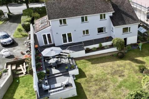 Drone Powisalnd.jpeg