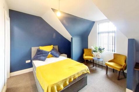 2-Curzon-Road-Bedroom 3.jpg