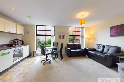 Belvoir! Birmingham Central are proud to present this two bedroom, two bathroom apartment located within the much sought after development of Water Street Court.