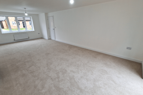 Large Lounge pic 2