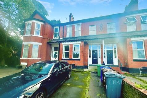 **NO DEPOSIT OPTION AVAILABLE FOR TENANTS, GREATER PROTECTION FOR LANDLORDS** (please call for more information) Available Now with Bills included. Room to rent in stylish 10-bed semi-detached house,