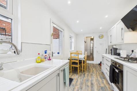 CAM01835G0-PR0294...