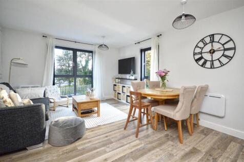 Open Plan Living/Kitchen