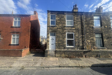 2 Bedroom End Terrace Property