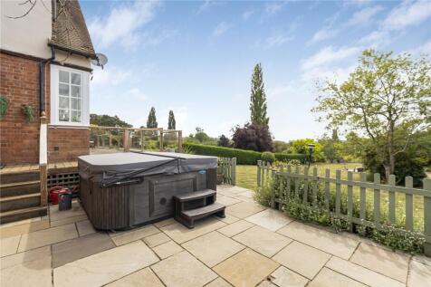 Paced Terrace