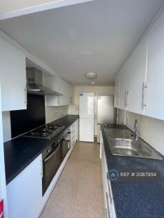 6 Bedroom Terraced in BN2 9XL