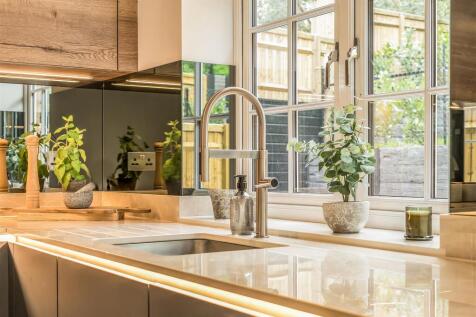 Kitchen lifestyle 1.jpg