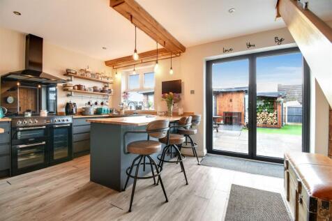 Kitchen breakfast room