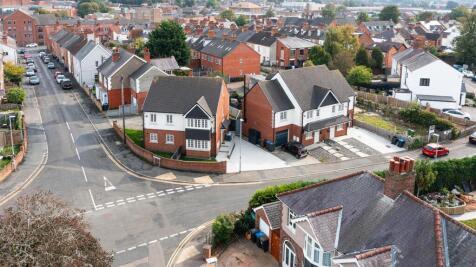 FRONT MILL HILL.jpg
