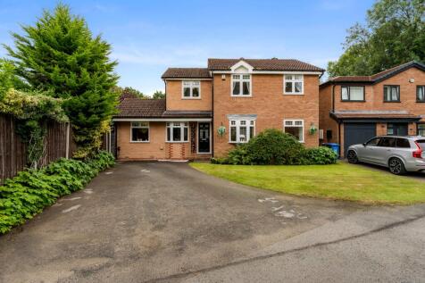 33 ST ANDREWS CLOSE-30.jpg