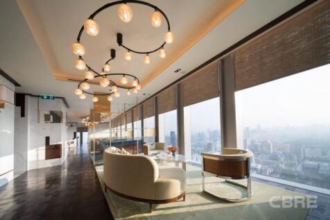 Residential Club Lounge (54th Fl.)