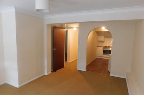 2a Wentworth Living room