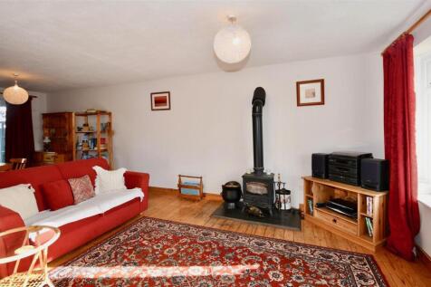 Living/dining room