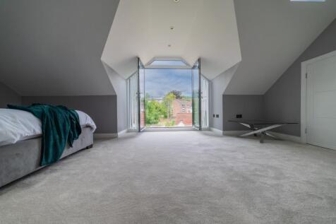 Award-winning Media team on EVERY Listing_39