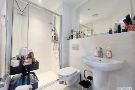 En Suite (1).jpg
