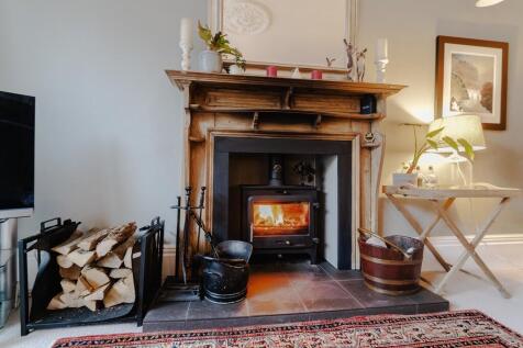 5 bed, 3 bath Detached in Birmingham - Photo 8