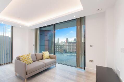 Luxury studio apartment set within Aurora Apartments, part of the prestigious 250 City Road development. Comprising inviting living area, modern fitted kitchen with integrated appliances, floor to cei