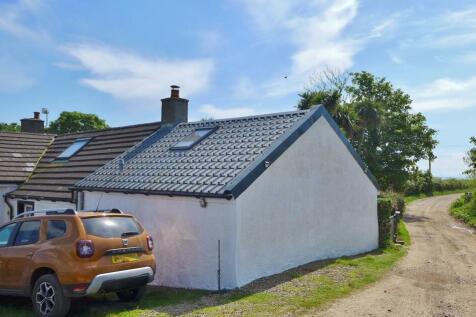 Rear of 1 Bourtreebank and parking space