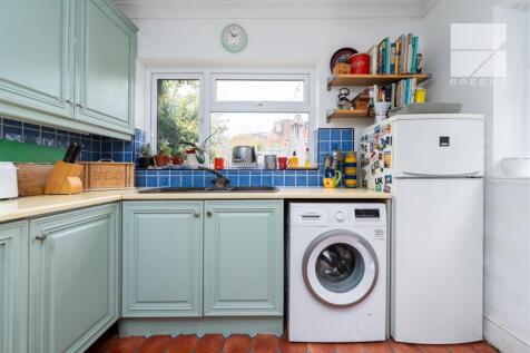 8 Connaught Road_0034.jpg