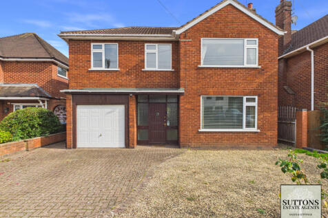 Knoll Drive, Styvechale, Coventry, CV3 5BT