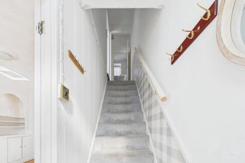 CAM02089G0-PR0573...