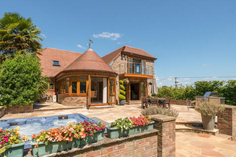 1323960-4-686d1a1...