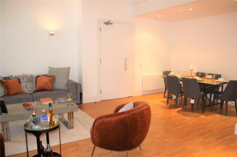 A modern one-bedroom apartment set within a private development in the heart of the City, just a short walk from Old Street Station. The property offers spacious open-plan living, a contemporary fitte