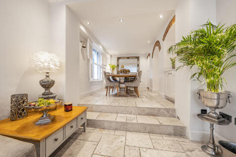 Photo Dec 08 2025...