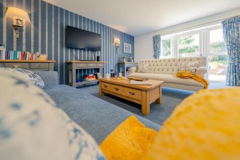 Birch.Place.Communal.Lounge.202.jpg
