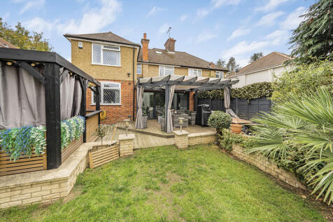 Photo Oct 08 2025...