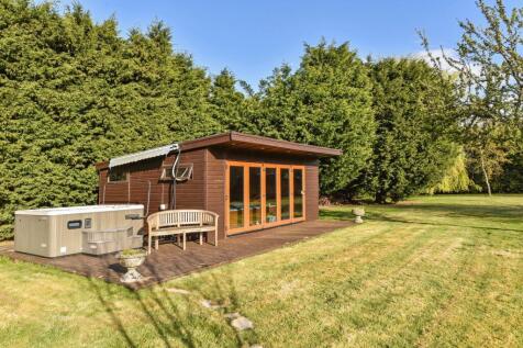 Pool House