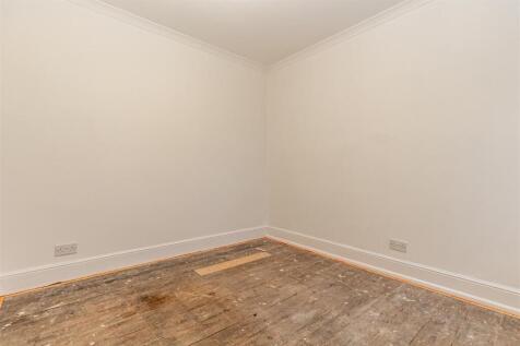 Bedroom2-2.jpg