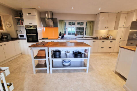 Kitchen-angle 2