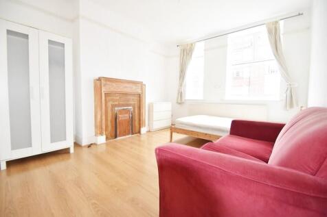This incredibly spacious two-double bedroom flat offers a clever layout that easily converts into a three-bedroom flat or a home office. Located just a short stroll from Hendon Central Station and the