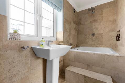 Ensuite To Principal Bedroom