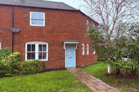 Wilfred Owen Close, 6, Front..jpg